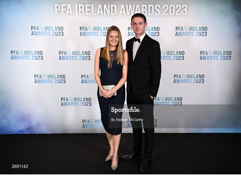 2 December 2023; Barry and Sarah Ferguson, parents of Republic of Ireland international Evan Ferguson, on arrival at the PFA Ireland Awards 2023 at Anantara The Marker Dublin Hotel in Dublin. Photo by Stephen McCarthy/Sportsfile