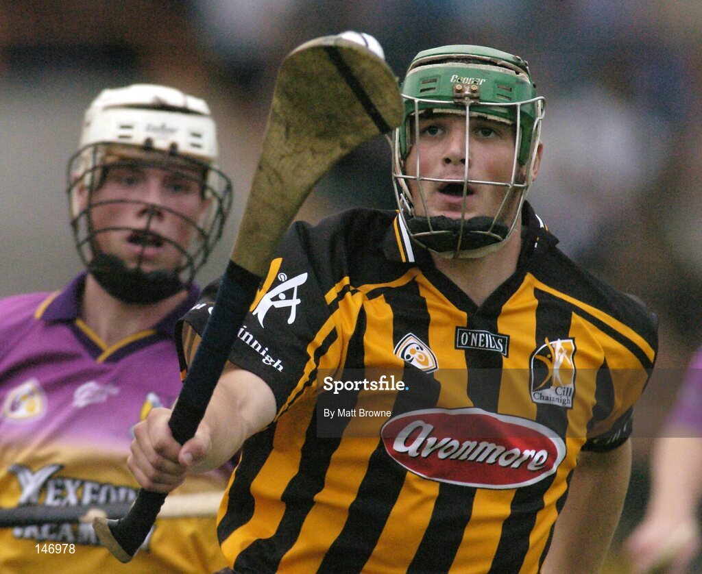 14 July 2004; Shane Hennessy, Kilkenny, in action against Kevin Kavanagh, Wexford. Erin Leinster Under 21 Hurling Final, Wexford v Kilkenny, Wexford Park, Wexford. Picture credit; Matt Browne / SPORTSFILE