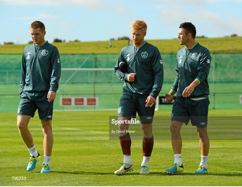 8 September 2013; Republic of Ireland captain Robbie Keane, right, with James McCarthy and Paul McShane during squad training ahead of their 2014 FIFA World Cup Qualifier Group C game against Austria on Tuesday. Republic of Ireland Squad Training, Gannon Park, Malahide, Co. Dublin. Picture credit: David Maher / SPORTSFILE