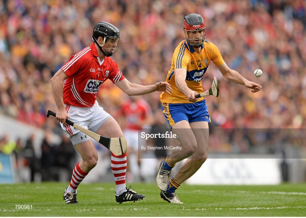 8 September 2013; Darach Honan, Clare, in action against Shane O'Neill, Cork. GAA Hurling All-Ireland Senior Championship Final, Cork v Clare, Croke Park, Dublin. Picture credit: Stephen McCarthy / SPORTSFILE