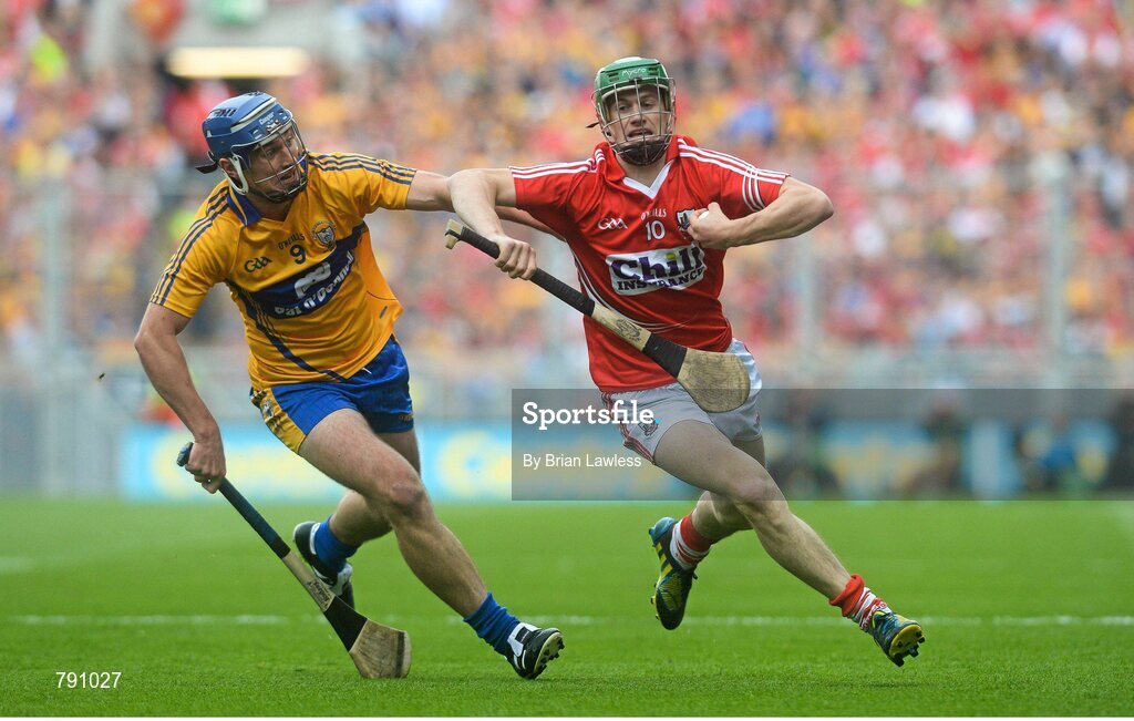 8 September 2013; Seamus Harnedy, Cork, in action against Conor Ryan, Clare. GAA Hurling All-Ireland Senior Championship Final, Cork v Clare, Croke Park, Dublin. Picture credit: Brian Lawless / SPORTSFILE