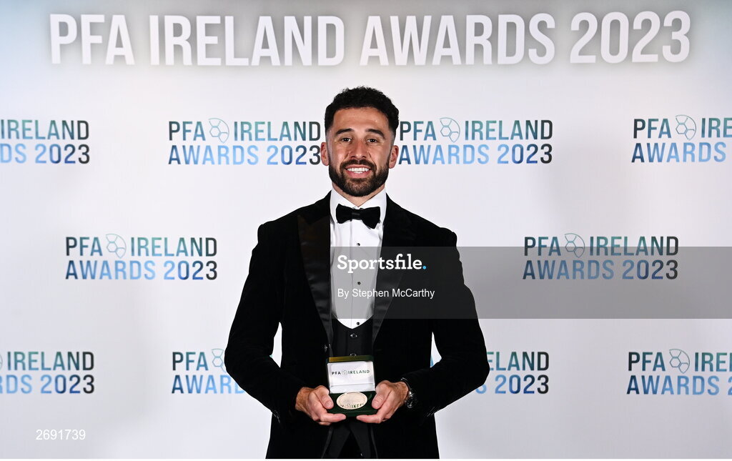 2 December 2023; Roberto Lopes of Shamrock Rovers with his PFA Ireland Men’s Premier Division Team of the Year 2023 medal during the PFA Ireland Awards 2023 at Anantara The Marker Dublin Hotel in Dublin. Photo by Stephen McCarthy/Sportsfile