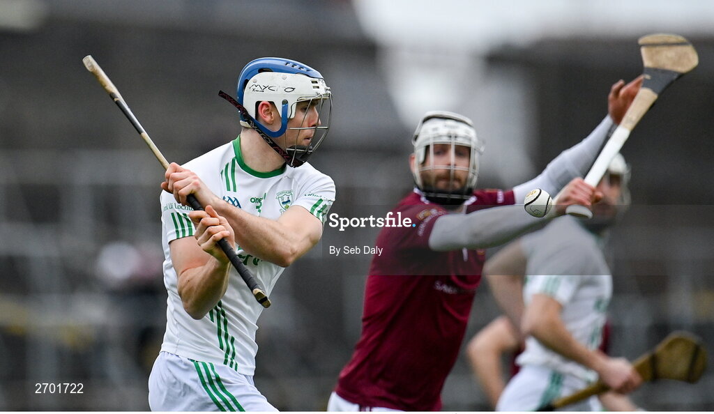 17 December 2023; Huw Lawlor of O’Loughlin Gaels during the AIB GAA Hurling All-Ireland Club Championship semi-final match between O'Loughlin Gaels, Kilkenny, and Ruairí Óg Cushendall, Antrim, at Páirc Tailteann in Navan, Meath. Photo by Seb Daly/Sportsfile