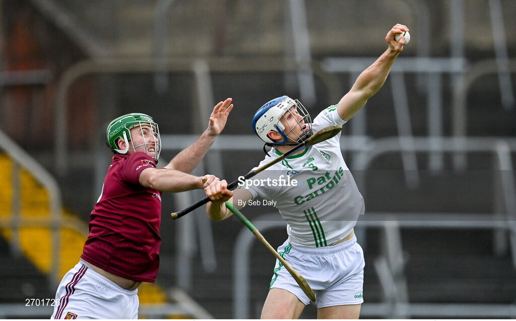 17 December 2023; Huw Lawlor of O’Loughlin Gaels in action against Seán McAfee of Ruairí Óg Cushendall during the AIB GAA Hurling All-Ireland Club Championship semi-final match between O'Loughlin Gaels, Kilkenny, and Ruairí Óg Cushendall, Antrim, at Páirc Tailteann in Navan, Meath. Photo by Seb Daly/Sportsfile