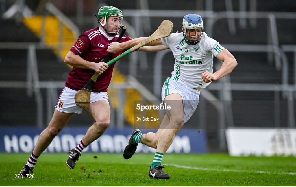 17 December 2023; Huw Lawlor of O’Loughlin Gaels in action against Seán McAfee of Ruairí Óg Cushendall during the AIB GAA Hurling All-Ireland Club Championship semi-final match between O'Loughlin Gaels, Kilkenny, and Ruairí Óg Cushendall, Antrim, at Páirc Tailteann in Navan, Meath. Photo by Seb Daly/Sportsfile