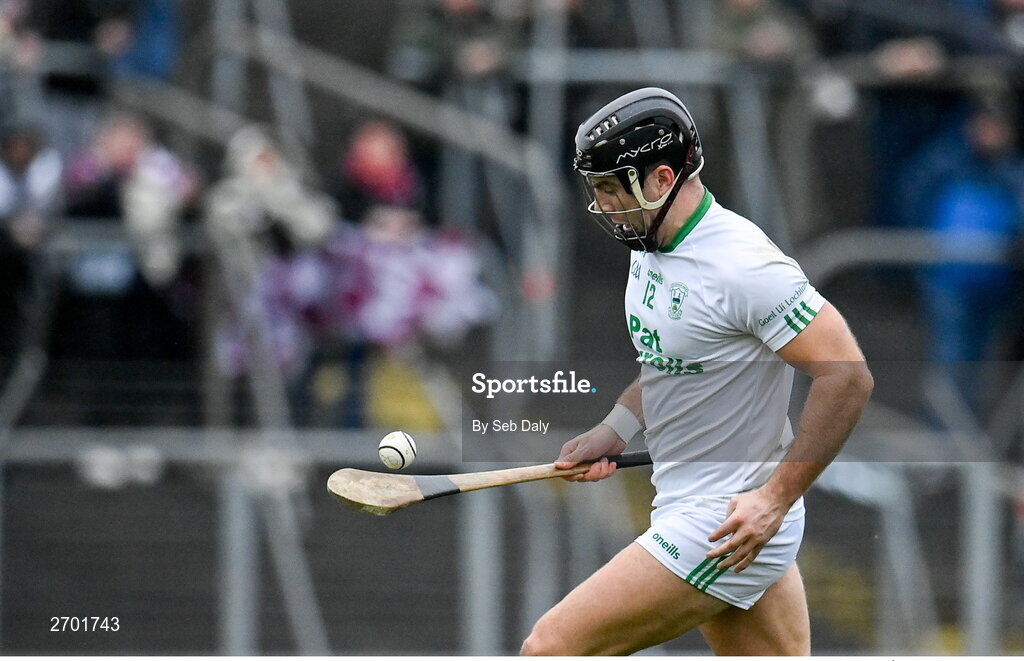 17 December 2023; Conor Heary of O’Loughlin Gaels during the AIB GAA Hurling All-Ireland Club Championship semi-final match between O'Loughlin Gaels, Kilkenny, and Ruairí Óg Cushendall, Antrim, at Páirc Tailteann in Navan, Meath. Photo by Seb Daly/Sportsfile