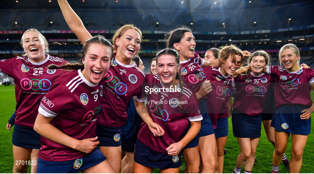 17 December 2023; Dicksboro players, from left, Sarah O’Gorman, Aobha O’Gorman, Tara Clifford, Jane Cass, Lucinda Gahan, Caoimhe Carroll, Sinéad Carroll and Bronagh Doheny celebrate after their side's victory in the AIB Camogie All-Ireland Senior Club Championship final match between Dicksboro of Kilkenny and Sarsfields of Galway at Croke Park in Dublin. Photo by Piaras Ó Mídheach/Sportsfile