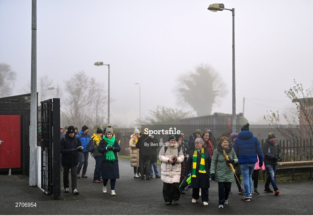 7 January 2024; Supporters arrive before the AIB GAA Football All-Ireland Senior Club Championship semi-final match between Kilmacud Crokes of Dublin, and Glen of Derry, at Páirc Esler in Newry, Down. Photo by Ben McShane/Sportsfile