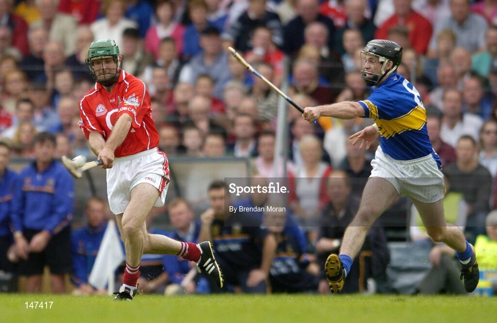 10 July 2004; Jerry O'Connor, Cork, in action against Colin Morrissey, Tipperary. Guinness Senior Hurling Championship Qualifier, Round 3, Cork v Tipperary, Fitzgerald Stadium, Killarney, Co. Kerry. Picture credit; Brendan Moran / SPORTSFILE