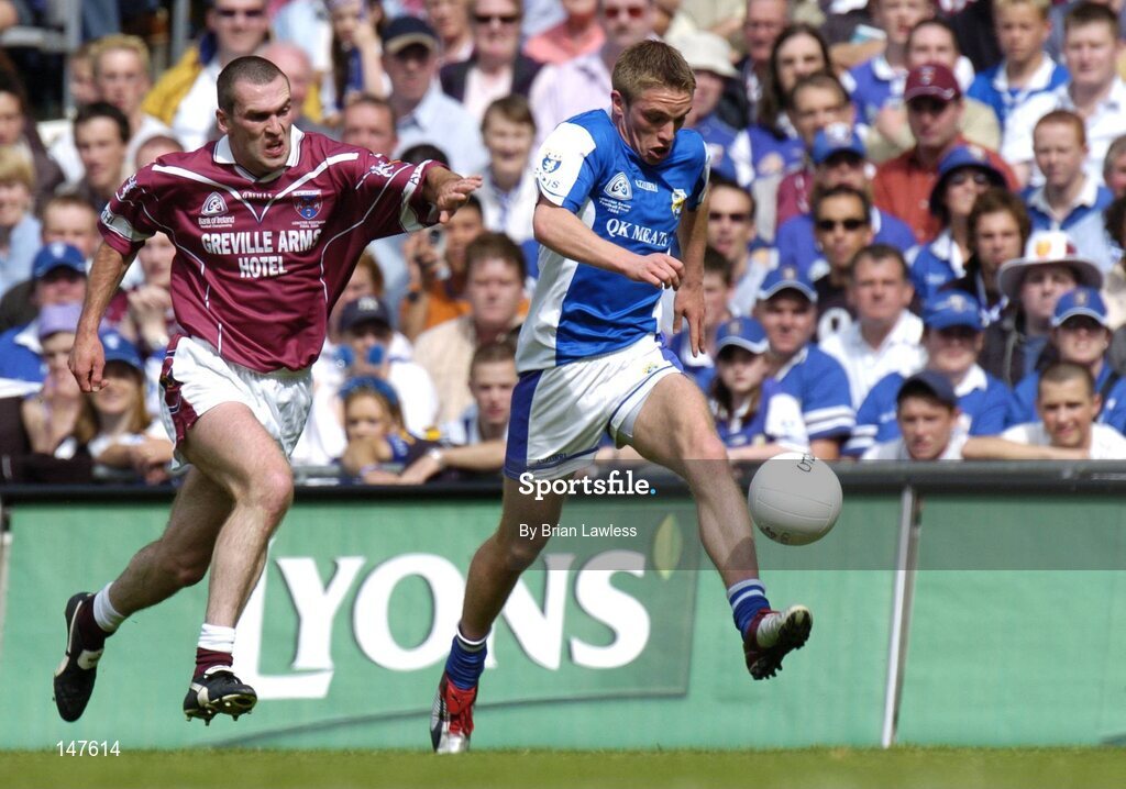 18 July 2004; Ross Munnelly, Laois, in action against Michael Ennis, Westmeath. Bank of Ireland Leinster Senior Football Championship Final, Laois v Westmeath, Croke Park, Dublin. Picture credit; Brian Lawless / SPORTSFILE