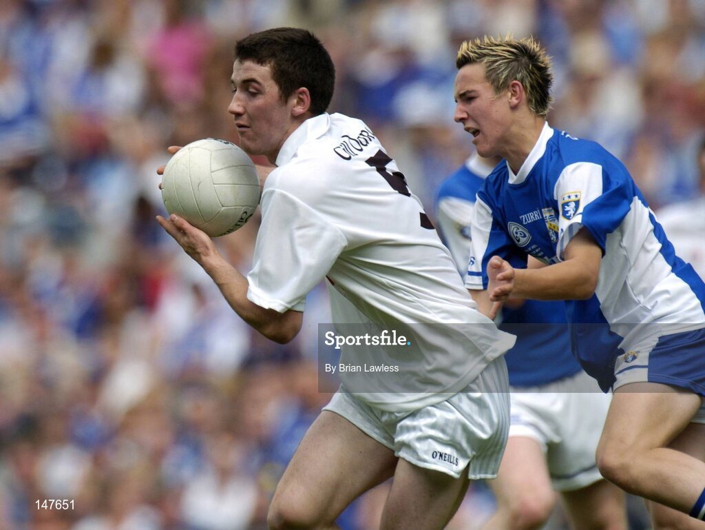 18 July 2004; Pauric Kearney, Kildare, in action against Stephen O'Leary, Laois. Leinster Minor Football Championship Final, Laois v Kildare, Croke Park, Dublin. Picture credit; Brian Lawless / SPORTSFILE