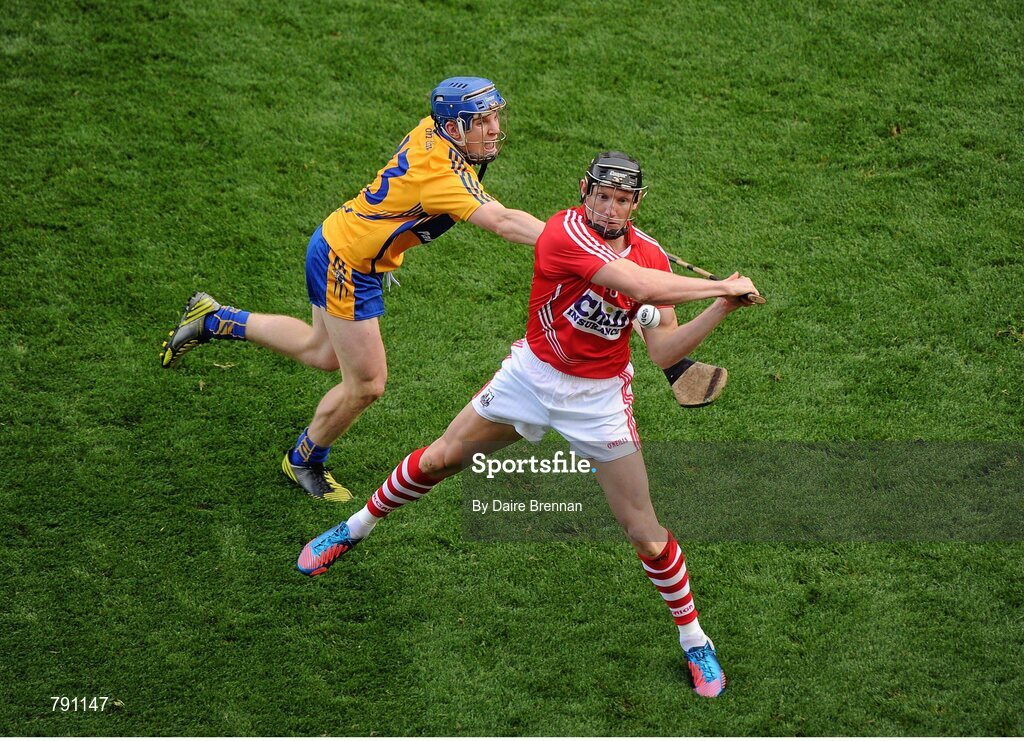 8 September 2013; Stephen White, Cork, in action against Pádric Collins, Clare. GAA Hurling All-Ireland Senior Championship Final, Cork v Clare, Croke Park, Dublin. Picture credit: Dáire Brennan / SPORTSFILE