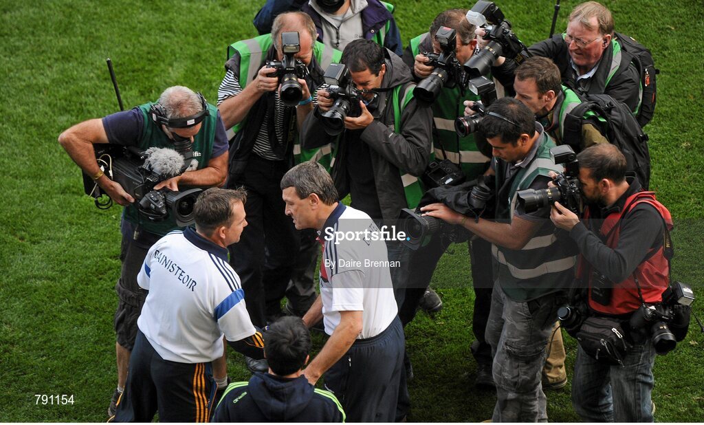 8 September 2013; Clare manager Davy Fitzgerald and Cork manager Jimmy Barry Murphy shake hands after the game. GAA Hurling All-Ireland Senior Championship Final, Cork v Clare, Croke Park, Dublin. Picture credit: Dáire Brennan / SPORTSFILE