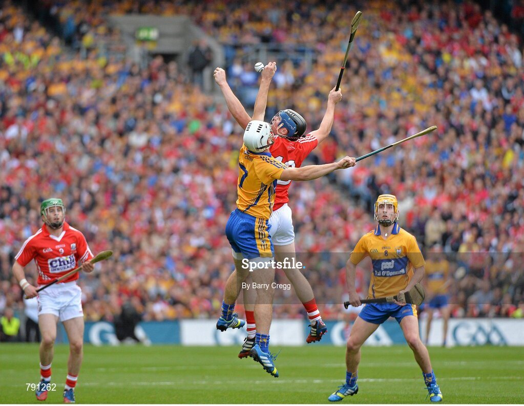 8 September 2013; Patrick O'Connor, Clare, in action against Séamus Harnedy, Cork. GAA Hurling All-Ireland Senior Championship Final, Cork v Clare, Croke Park, Dublin. Picture credit: Barry Cregg / SPORTSFILE