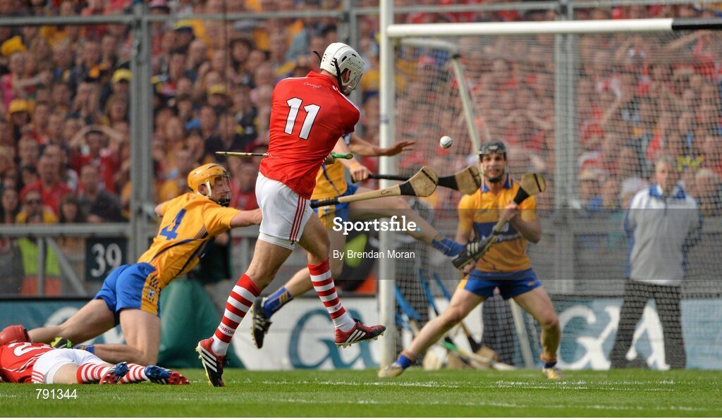 8 September 2013; Pa Cronin, Cork, scores his side's third goal against Clare. GAA Hurling All-Ireland Senior Championship Final, Cork v Clare, Croke Park, Dublin. Picture credit: Brendan Moran / SPORTSFILE