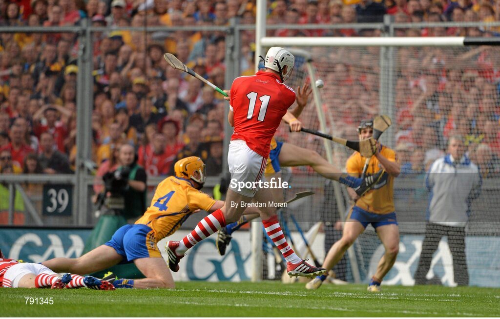 8 September 2013; Pa Cronin, Cork, scores his side's third goal against Clare. GAA Hurling All-Ireland Senior Championship Final, Cork v Clare, Croke Park, Dublin. Picture credit: Brendan Moran / SPORTSFILE