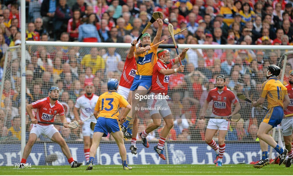 8 September 2013; Fergal Lynch, Clare, in action against Tom Kenny, third from left, and Stephen McDonnell, Cork. GAA Hurling All-Ireland Senior Championship Final, Cork v Clare, Croke Park, Dublin. Picture credit: Brendan Moran / SPORTSFILE