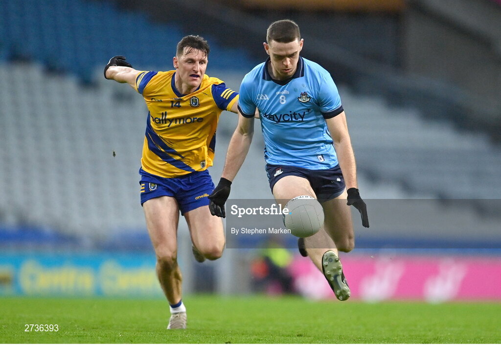 17 February 2024; Brian Fenton of Dublin in action against Diarmuid Murtagh of Roscommon during the Allianz Football League Division 1 match between Dublin and Roscommon at Croke Park in Dublin. Photo by Stephen Marken/Sportsfile