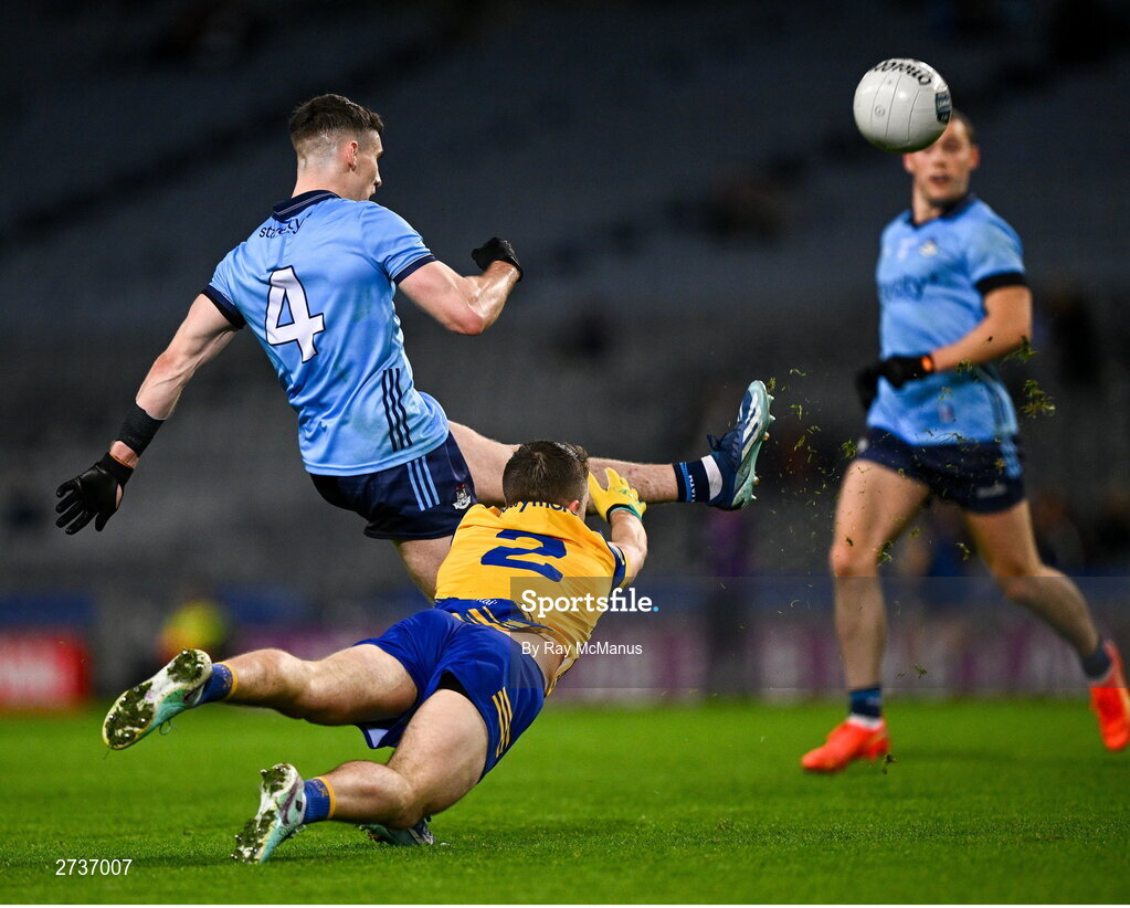17 February 2024; David Murray of Roscommon falis to block a kick on goal by Lee Gannon of Dublin during the Allianz Football League Division 1 match between Dublin and Roscommon at Croke Park in Dublin. Photo by Ray McManus/Sportsfile