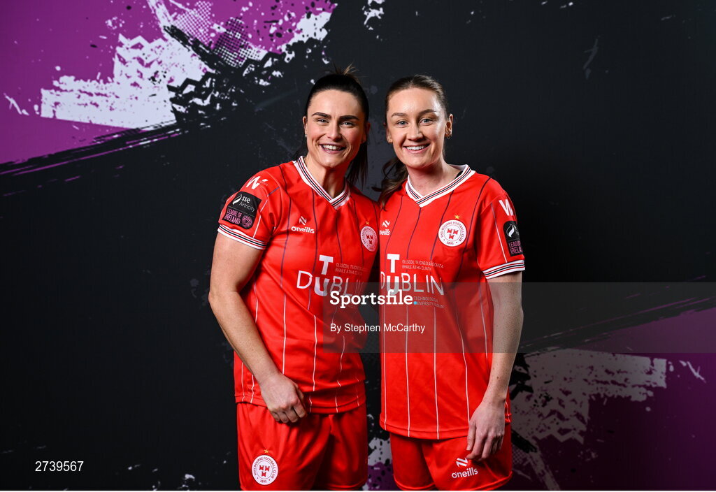 21 February 2024; Jemma Quinn, left, and Rachel Graham during a Shelbourne FC squad portraits at Tolka Park in Dublin. Photo by Stephen McCarthy/Sportsfile