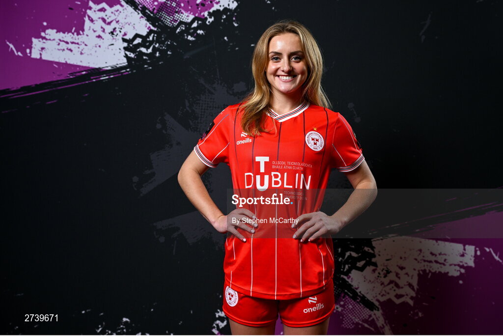 21 February 2024; Maggie Pierce poses for a portrait during a Shelbourne FC squad portraits at Tolka Park in Dublin. Photo by Stephen McCarthy/Sportsfile