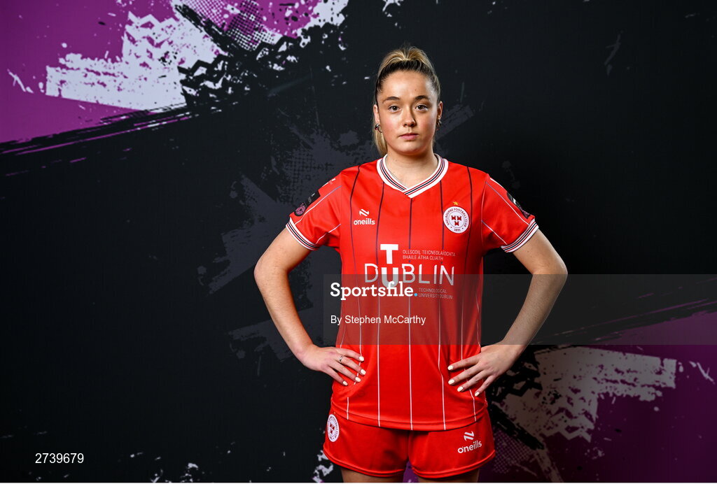 21 February 2024; Nadine Clare poses for a portrait during a Shelbourne FC squad portraits at Tolka Park in Dublin. Photo by Stephen McCarthy/Sportsfile