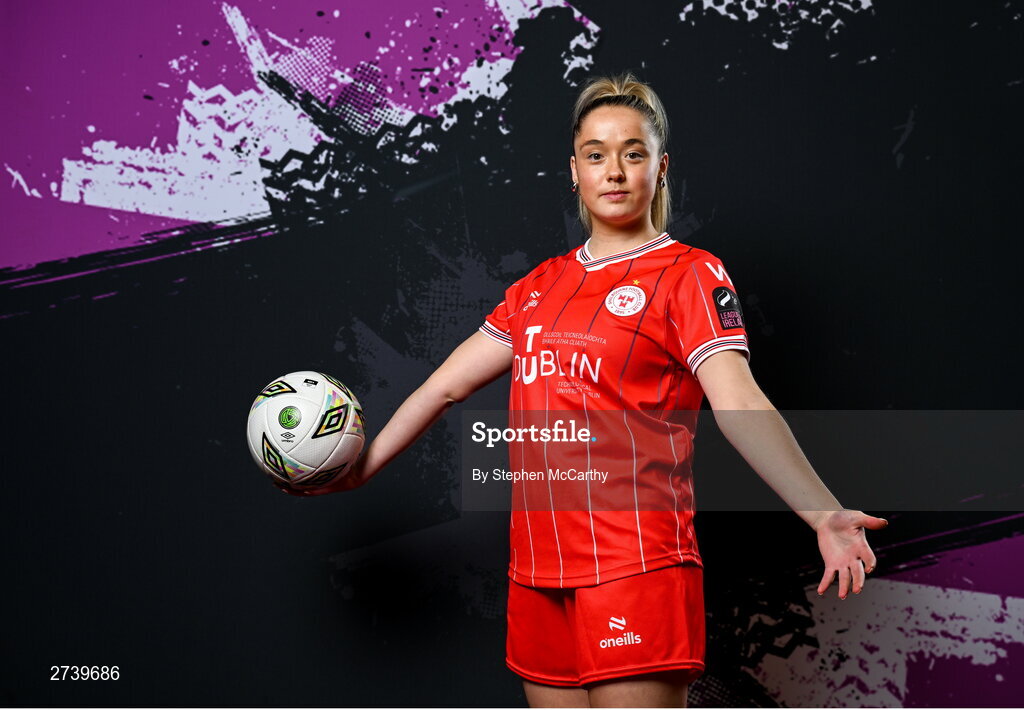 21 February 2024; Nadine Clare poses for a portrait during a Shelbourne FC squad portraits at Tolka Park in Dublin. Photo by Stephen McCarthy/Sportsfile