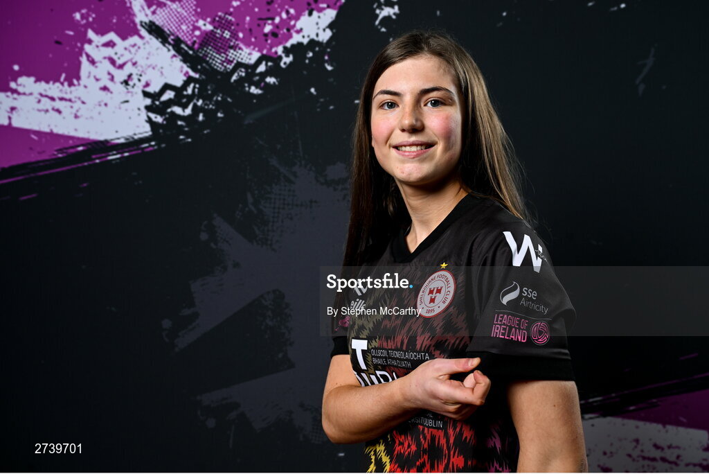21 February 2024; Goalkeeper Caoimhe Magee poses for a portrait during a Shelbourne FC squad portraits at Tolka Park in Dublin. Photo by Stephen McCarthy/Sportsfile