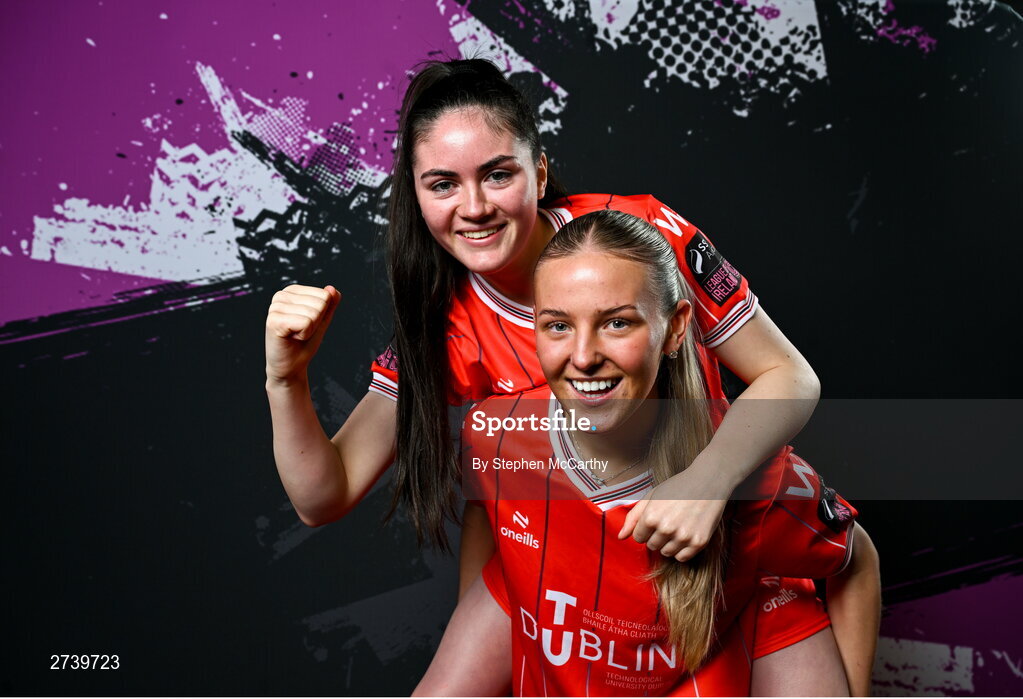 21 February 2024; Katie McCarn, left, and Nia Hannon during a Shelbourne FC squad portraits at Tolka Park in Dublin. Photo by Stephen McCarthy/Sportsfile