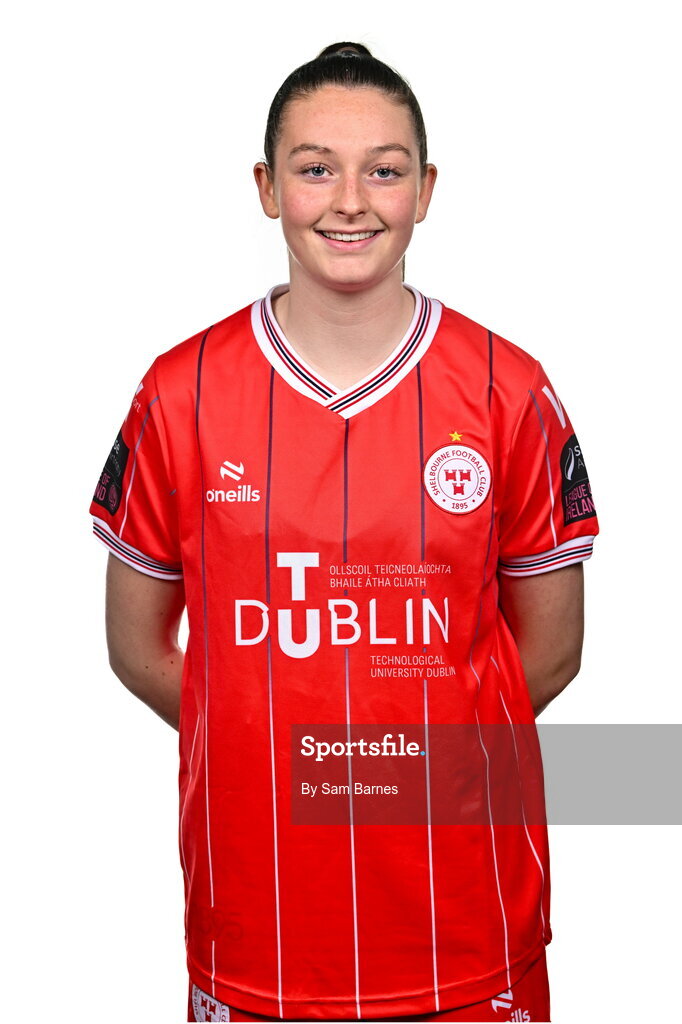 21 February 2024; Hannah Healy poses for a portrait during a Shelbourne FC squad portraits at Tolka Park in Dublin. Photo by Sam Barnes/Sportsfile