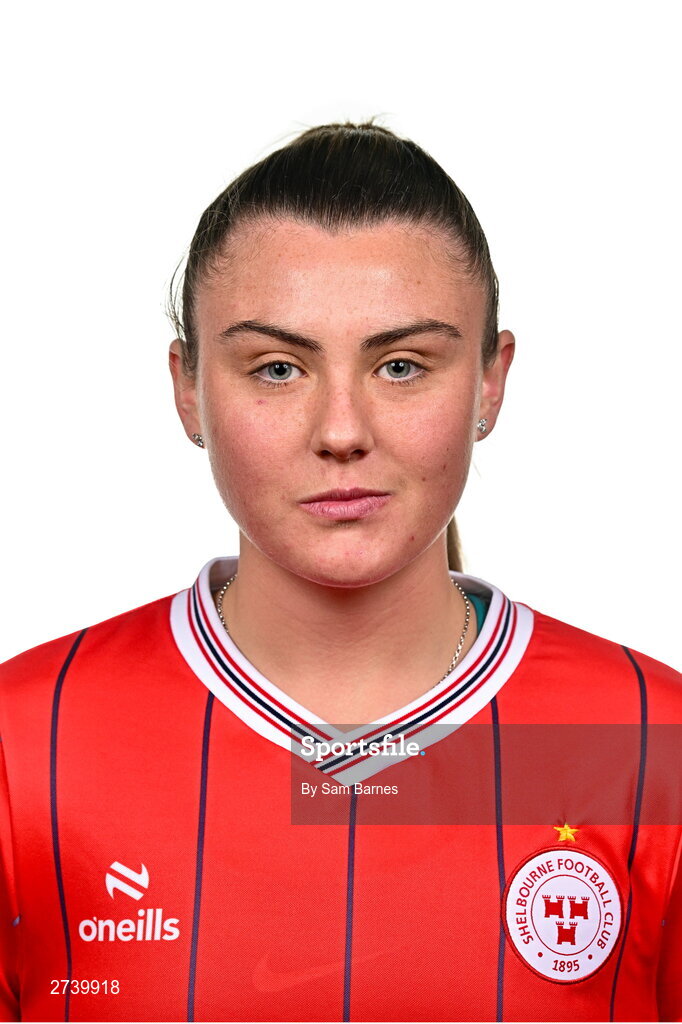 21 February 2024; Mia Dodd poses for a portrait during a Shelbourne FC squad portraits at Tolka Park in Dublin. Photo by Sam Barnes/Sportsfile