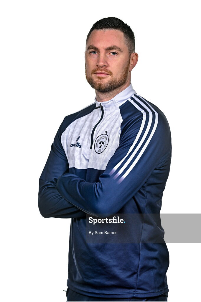 21 February 2024; Shelbourne manager Eoin Wearen poses for a portrait during a Shelbourne FC squad portraits at Tolka Park in Dublin. Photo by Sam Barnes/Sportsfile