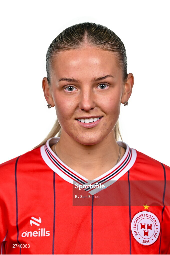 21 February 2024; Nia Hannon poses for a portrait during a Shelbourne FC squad portraits at Tolka Park in Dublin. Photo by Sam Barnes/Sportsfile