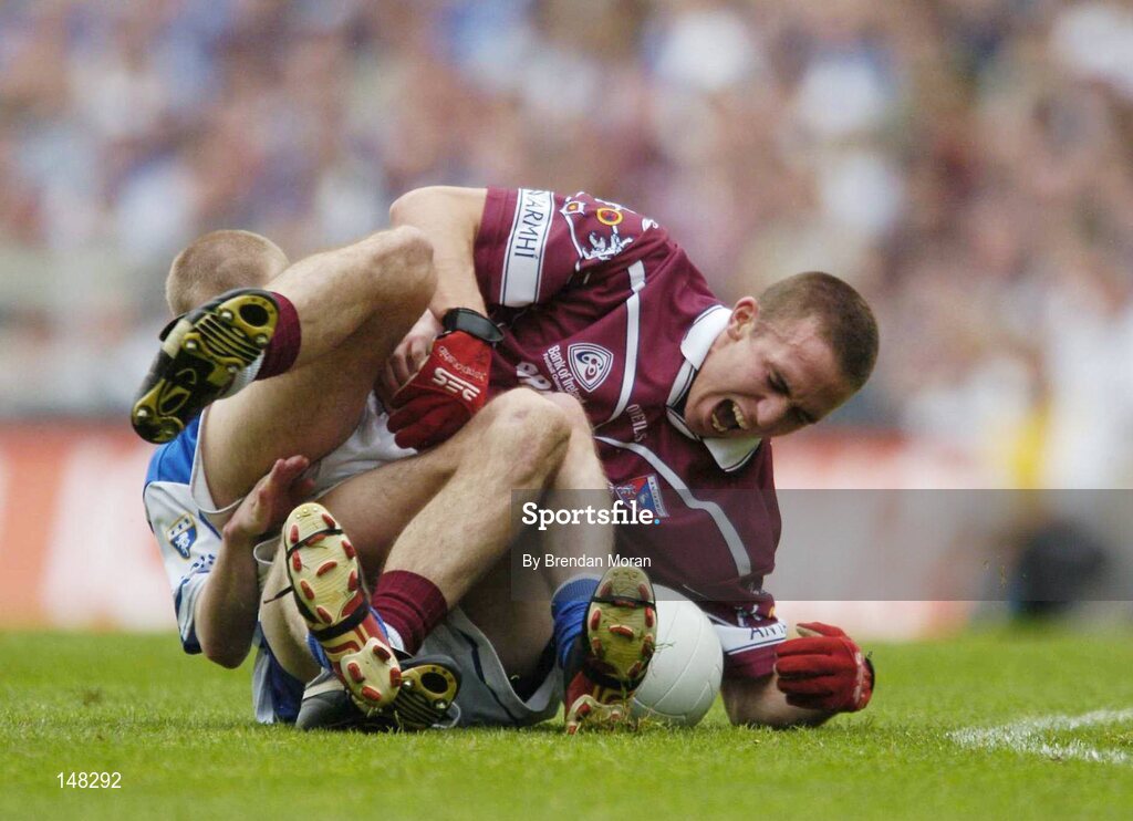 24 July 2004; John Keane, Westmeath, in action against Donal Brennan, Laois. Bank of Ireland Leinster Senior Football Championship Final Replay, Westmeath v Laois, Croke Park, Dublin. Picture credit; Brendan Moran / SPORTSFILE