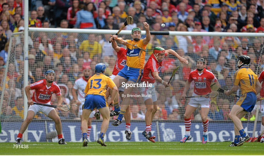 8 September 2013; Fergal Lynch, Clare, in action against Tom Kenny, third from left, and Stephen McDonnell, Cork. GAA Hurling All-Ireland Senior Championship Final, Cork v Clare, Croke Park, Dublin. Picture credit: Brendan Moran / SPORTSFILE
