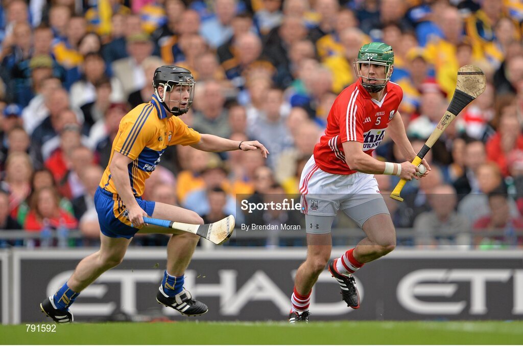 8 September 2013; Brian Murphy, Cork, in action against Tony Kelly, Clare. GAA Hurling All-Ireland Senior Championship Final, Cork v Clare, Croke Park, Dublin. Picture credit: Brendan Moran / SPORTSFILE