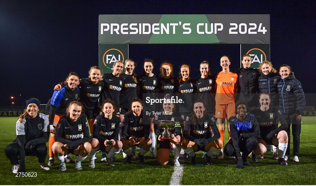 2 March 2024; The Athlone Town squad celebrate with the cup after the 2024 Women's President's Cup match between Athlone Town and Peamount United at Athlone Town Stadium in Athlone, Westmeath. Photo by Tyler Miller/Sportsfile