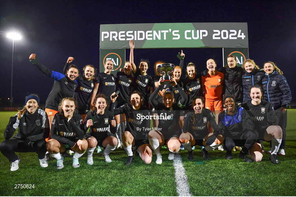 2 March 2024; The Athlone Town squad celebrate with the President's Cup after the 2024 Women's President's Cup match between Athlone Town and Peamount United at Athlone Town Stadium in Athlone, Westmeath. Photo by Tyler Miller/Sportsfile