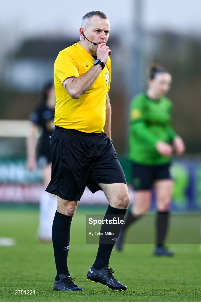 2 March 2024; Referee Ray Matthews during the 2024 Women's President's Cup match between Athlone Town and Peamount United at Athlone Town Stadium in Athlone, Westmeath. Photo by Tyler Miller/Sportsfile