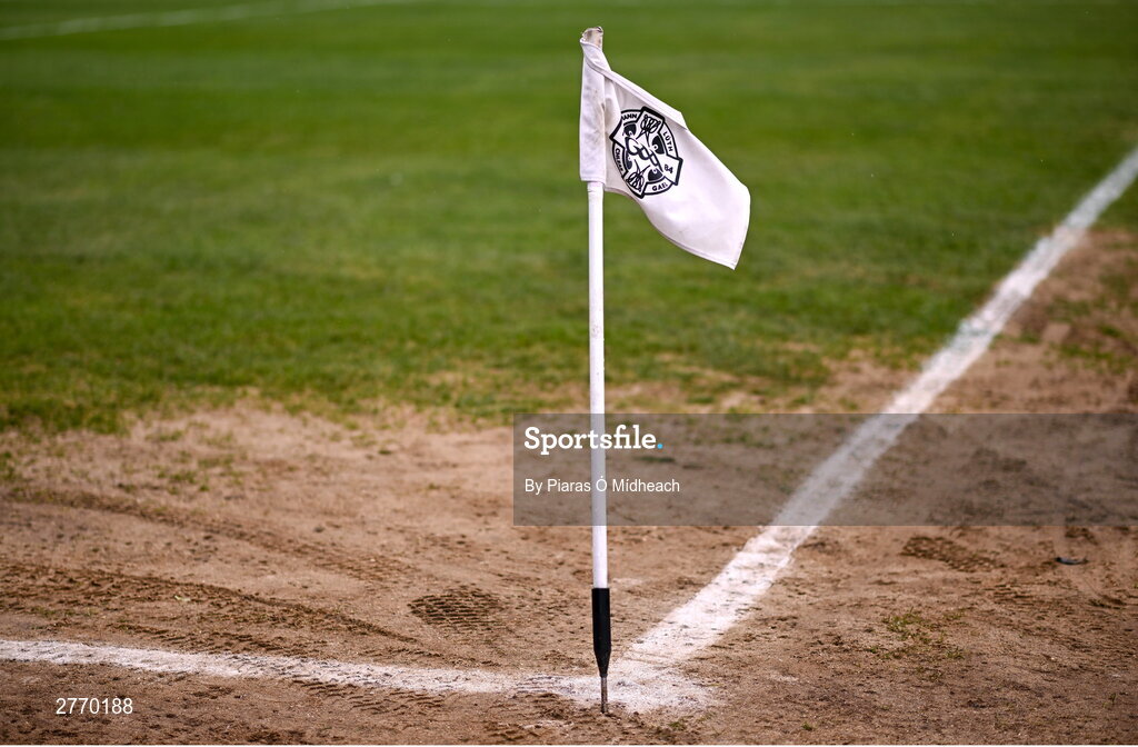 24 March 2024; A pitchside flag before the Allianz Hurling League Division 1 semi-final match between Clare and Tipperary at Laois Hire O'Moore Park in Portlaoise, Laois. Photo by Piaras Ó Mídheach/Sportsfile