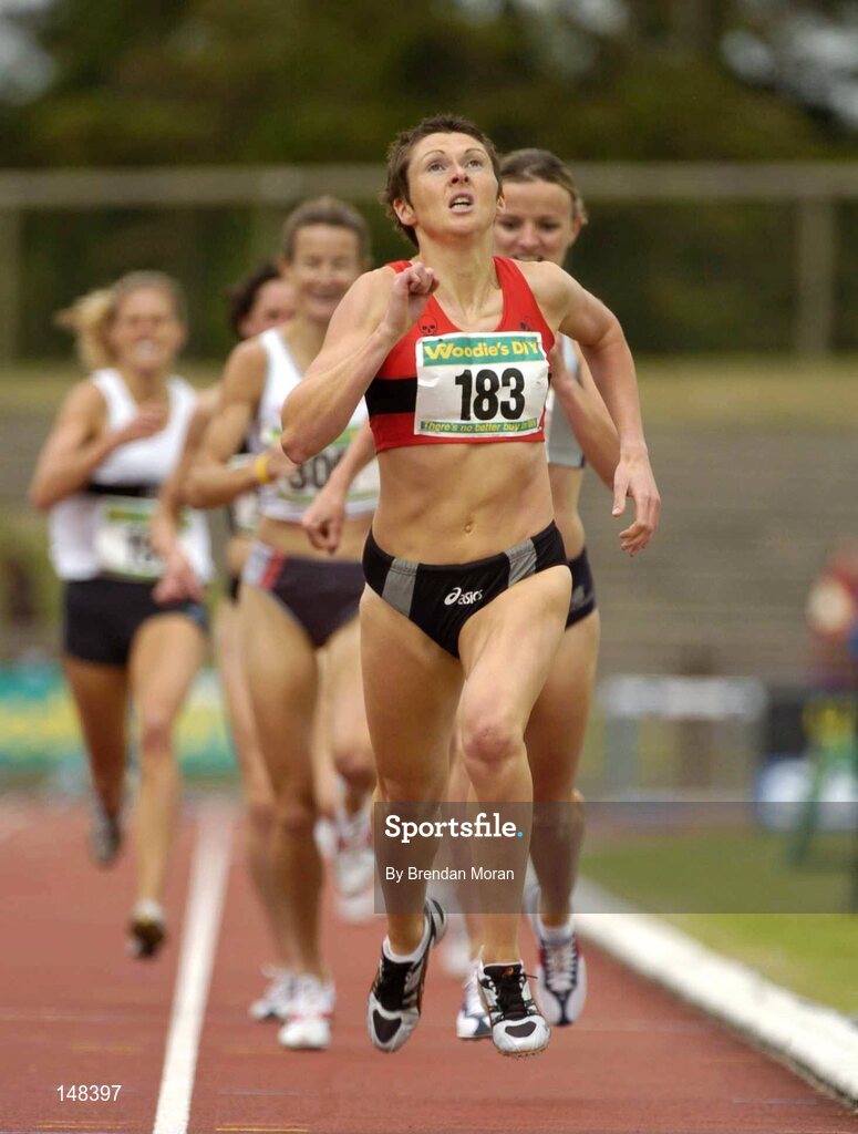 25 July 2004; Freda Davoren, UCC AC, comes home to win the Women's 1500m Final. AAI Senior Track and Field Championships, Morton Stadium, Santry, Dublin. Picture credit; Brendan Moran / SPORTSFILE