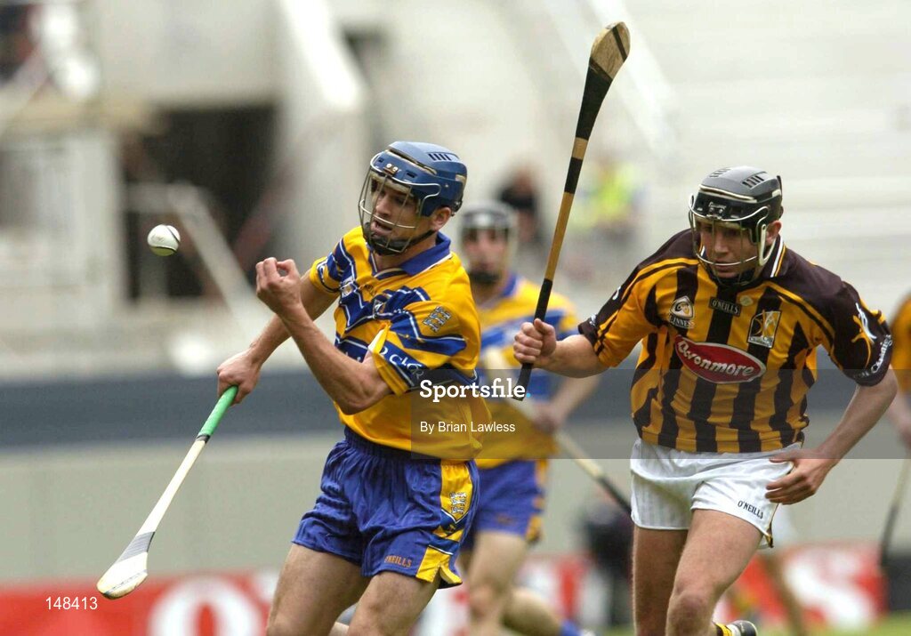 25 July 2004; Gerry O'Grady, Clare, in action against Eddie Brennan, Kilkenny. Guinness All-Ireland Senior Hurling Championship, Quarter Final, Clare v Kilkenny, Croke Park, Dublin. Picture credit; Brian Lawless / SPORTSFILE