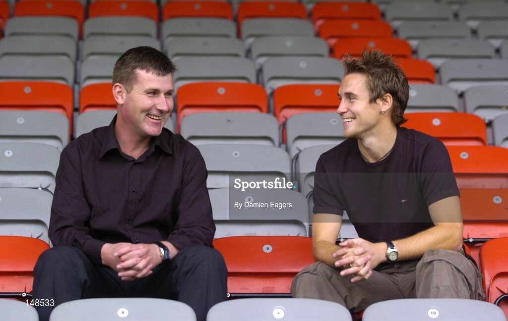 26 July 2004; Bohemians captain Kevin Hunt, left, in converstion with Bohemians manager Stephen Kenny ahead of their UEFA Cup Qualifying Round 2nd Leg against Levadia Tallinn, Dalymount Park. Dublin. Picture credit; Damien Eagers / SPORTSFILE