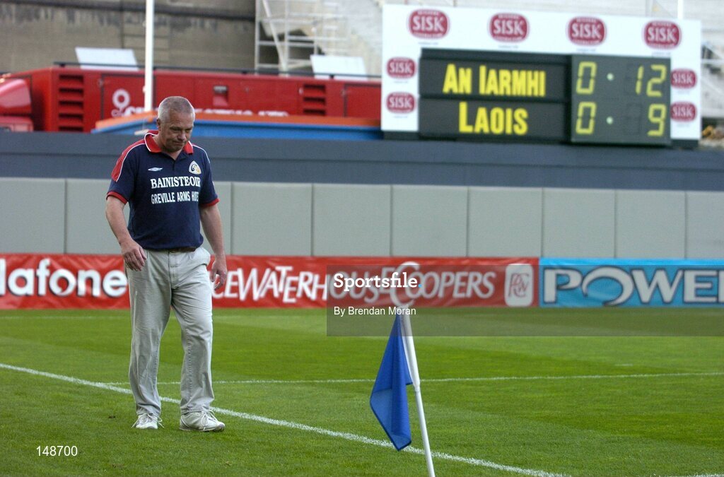 24 July 2004; Westmeath manager Paidi O Se paces up the sideline late in the game. Bank of Ireland Leinster Senior Football Championship Final Replay, Westmeath v Laois, Croke Park, Dublin. Picture credit; Brendan Moran / SPORTSFILE
