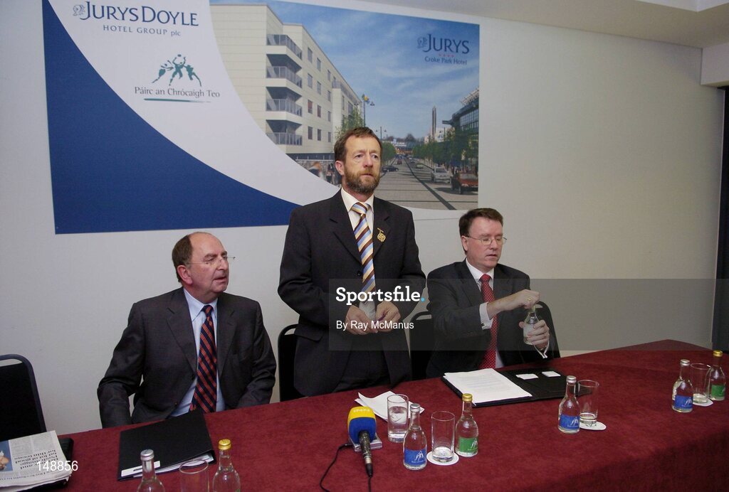 29 July 2004; President of the GAA Sean Kelly, centre, speaking at the announcement of an agreement between the GAA and Jurys Doyle Hotel Group plc for the development and lease of a new landmark 4-star hotel at Dublin's Croke Park, which will be located on Jones' Road, in the company of Pat McCann, Chief Executive, Jurys Doyle Hotel Group plc, right, and David Mackey, Chairman, Croke Park Teoranta, the hotel will be named Jurys Croke Park Hotel. Croke Park, Dublin. Picture credit; Ray McManus / SPORTSFILE
