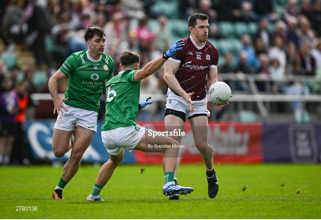 6 April 2024; Cein Darcy of Galway in action against Liam Gallagher and Eoin Walsh of London during the Connacht GAA Football Senior Championship quarter-final match between London and Galway at McGovern Park in Ruislip, England. Photo by Brendan Moran/Sportsfile