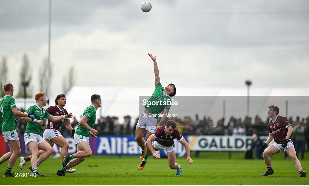 6 April 2024; Liam Gallagher of London and Paul Conroy of Galway contest a kickout during the Connacht GAA Football Senior Championship quarter-final match between London and Galway at McGovern Park in Ruislip, England. Photo by Brendan Moran/Sportsfile