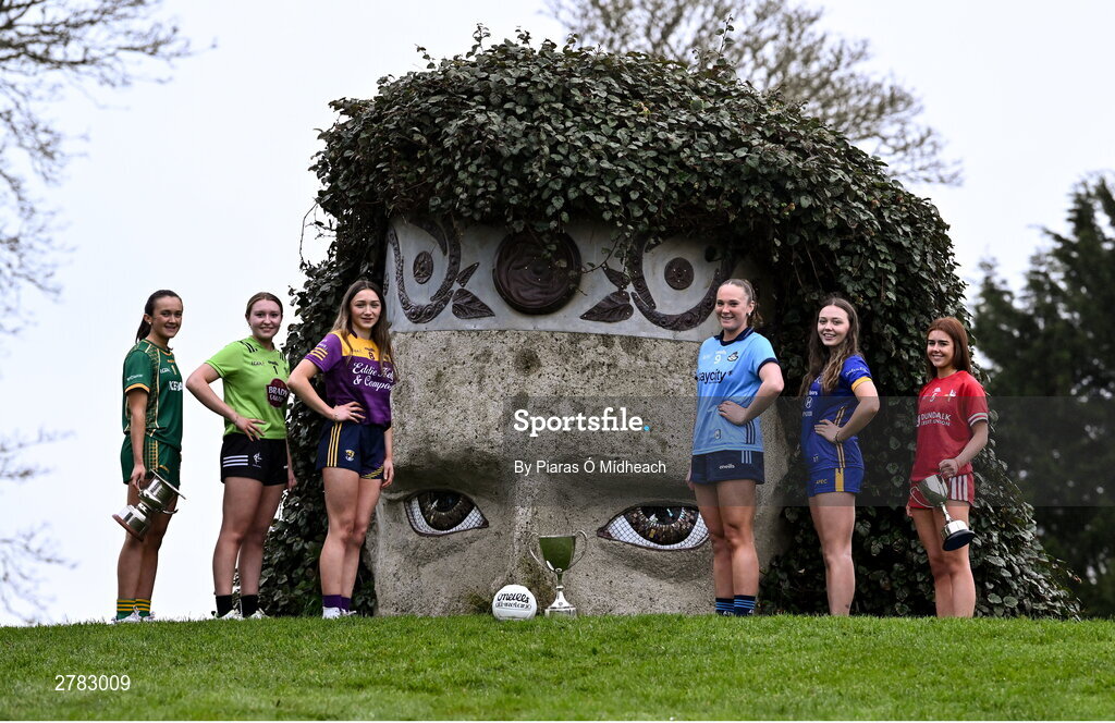 9 April 2024; Players, from left, Kerrie Cole of Meath and Sophie Knightly of Kildare, Minor A finalists, Beibhinn McDonald of Wexford and Líadan Murphy of Dublin, Minor B finalists, and Minor C semi-finalist Leila Shannon of Wicklow and Minor C finalist Brígh McEnteggart of Louth at the Leinster LGFA Minor Captains’ evening at Dún na Sí Park in Moate, Westmeath, ahead of the upcoming 2024 Minor Championship Finals. Photo by Piaras Ó Mídheach/Sportsfile