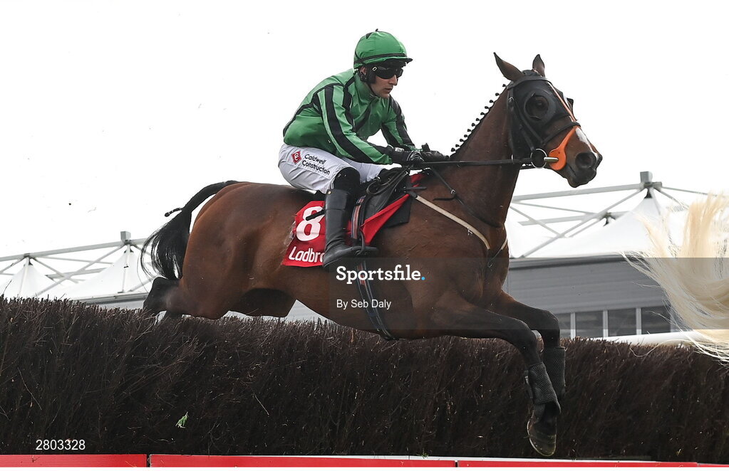 1 May 2024; Hewick, with Jordan Gainford up, during the Ladbrokes Punchestown Gold Cup during day two of the Punchestown Festival at Punchestown Racecourse in Kildare. Photo by Seb Daly/Sportsfile
