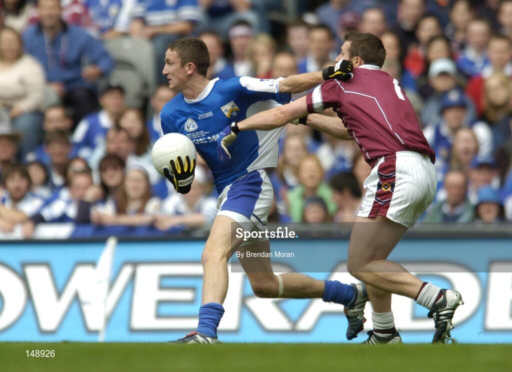 24 July 2004; Gary Kavanagh, Laois, in action against Derek Heavin, Westmeath. Bank of Ireland Leinster Senior Football Championship Final Replay, Westmeath v Laois, Croke Park, Dublin. Picture credit; Brendan Moran / SPORTSFILE